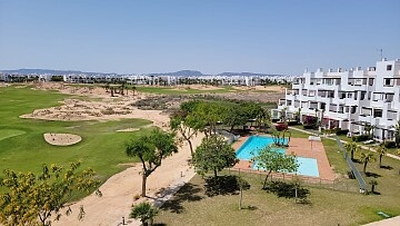 2 bedroom penthouse overlooking the golf course in Las Terrazas Golf  in Ole International