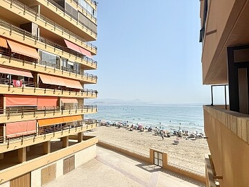 2 bedroom apartment in front of the beach in Arenales de Sol in Ole International