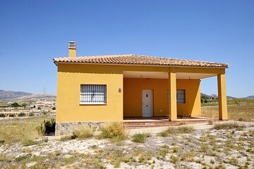 Schlüsselfertiges Landhaus mit großem Grundstück in der Nähe von Abanilla in Ole International