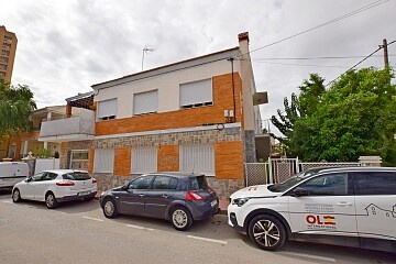 Bungalow im obersten Stockwerk mit 4 Schlafzimmern neben der Promenade von Santiago de la Ribera  in Ole International