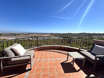 Freistehende Villa mit 4 Schlafzimmern in San Miguel de Salinas in Ole International