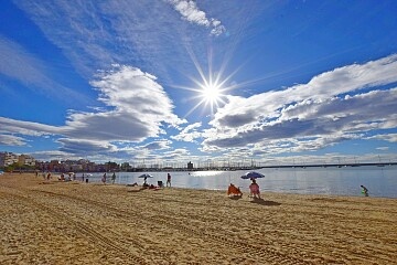 Large 2 bedroom corner apartment with larger terrace by the beach in Playa Acequión in Ole International