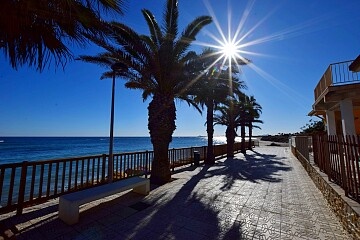 Stadthaus mit 3 Schlafzimmern, 100 Meter vom Strand von Higuericas entfernt  in Ole International