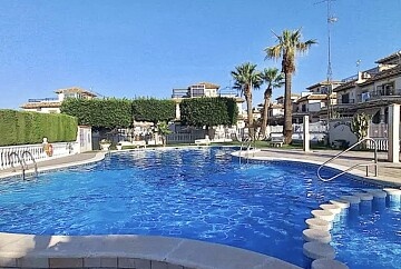 2 bedroom townhouse in Playa Flamenca in Ole International