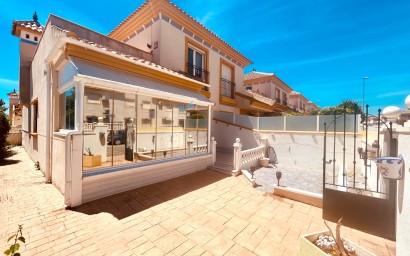 Adosado - Wynajem długoterminowy - Orihuela Costa - AL136658