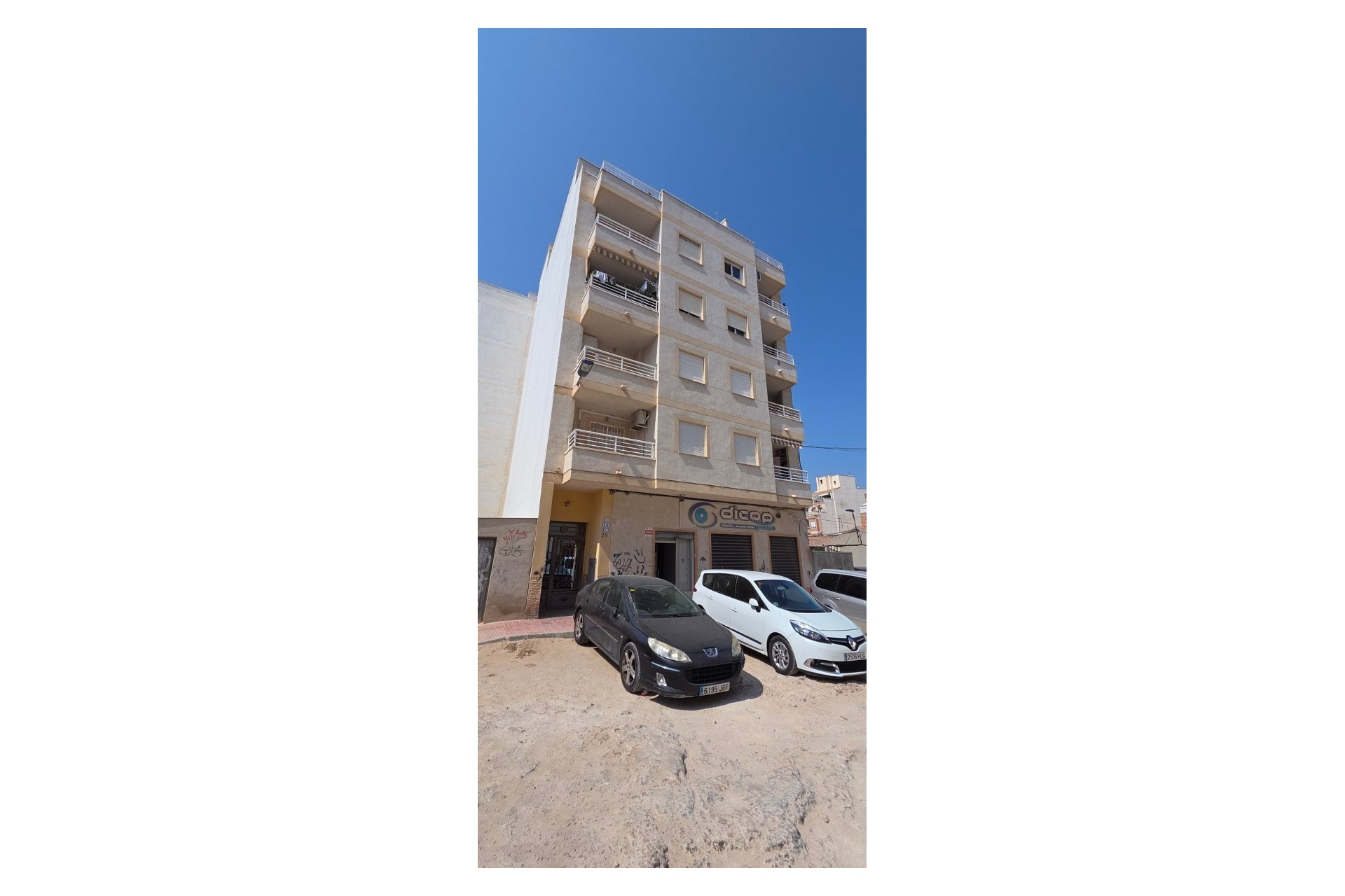 Alquiler a largo plazo - Negocio  - Torrevieja - Centro ciudad
