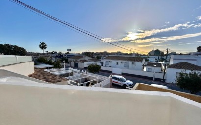 Apartment - Odsprzedaż - Orihuela Costa - La Regia