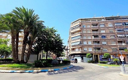 Apartment - Odsprzedaż - Orihuela Costa - RE136881