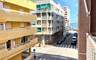 Apartment - Odsprzedaż - Torrevieja - Playa del Acequión