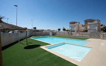 Bungalow - Herverkoop - Torrevieja - Carrefour area