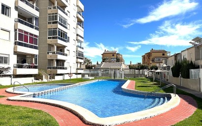 Ground floor apartment - Herverkoop - Torrevieja - RE135311