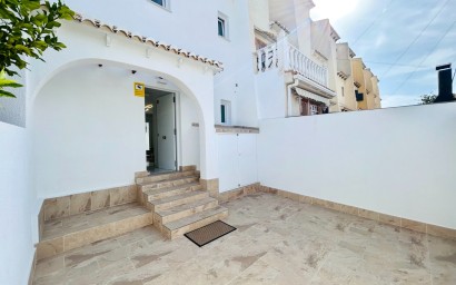 Herenhuis - Herverkoop - Torrevieja - RP140999