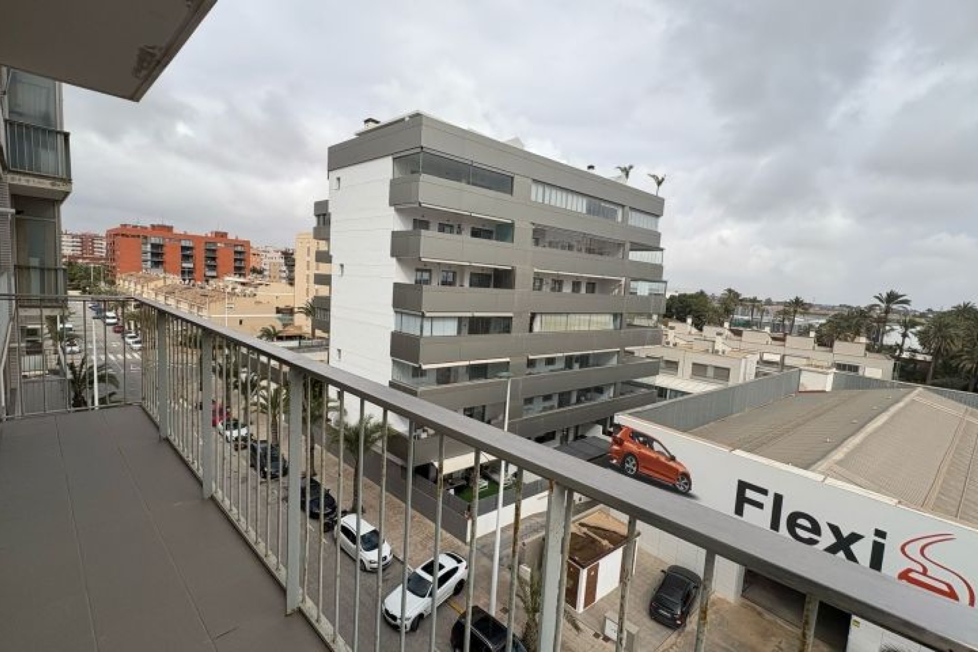 Herverkoop - Apartment - Elche