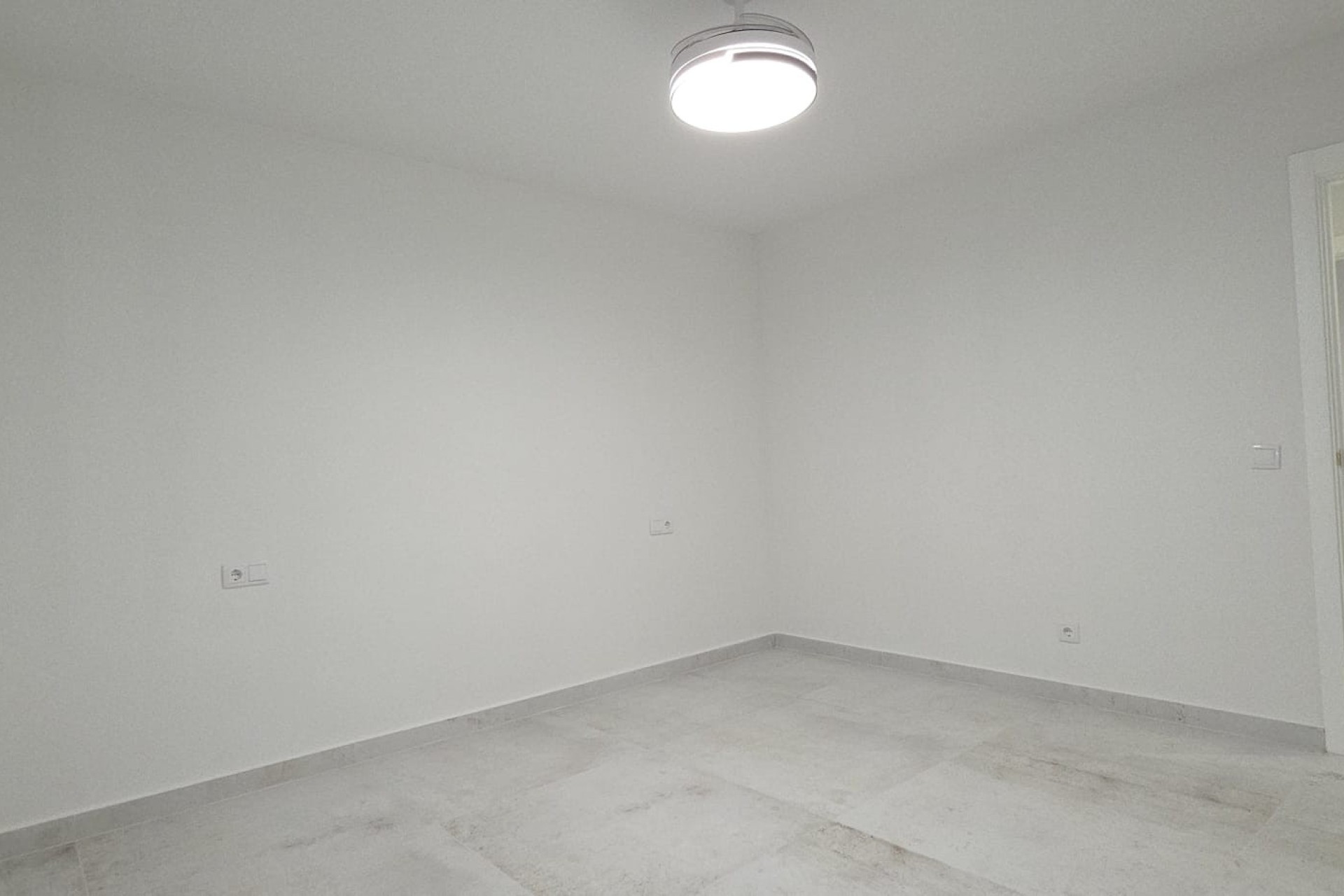 Herverkoop - Apartment - Torrevieja - Playa del Acequión