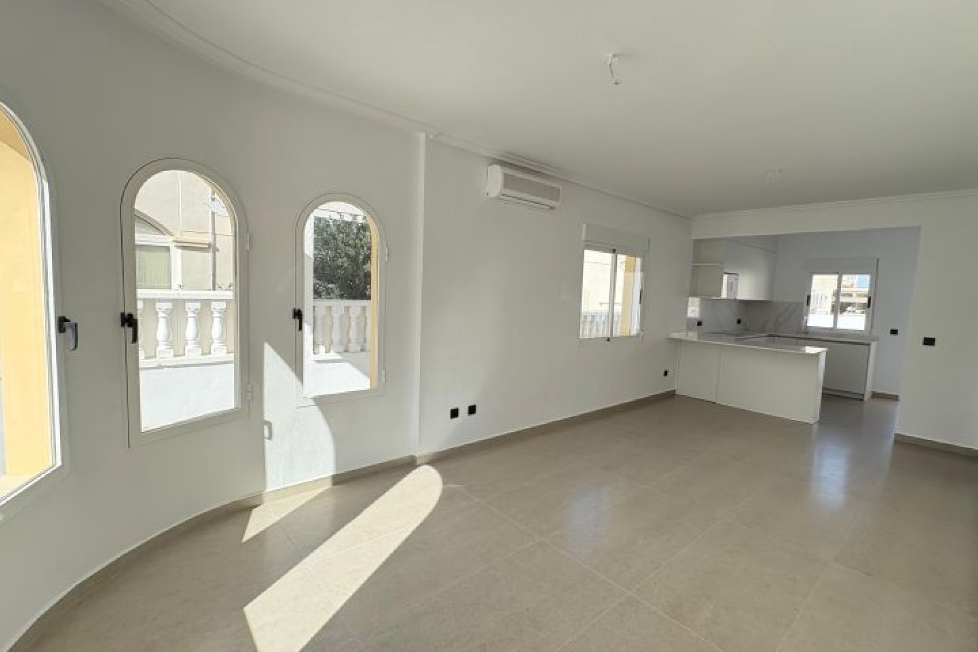 Herverkoop - Villa - Algorfa