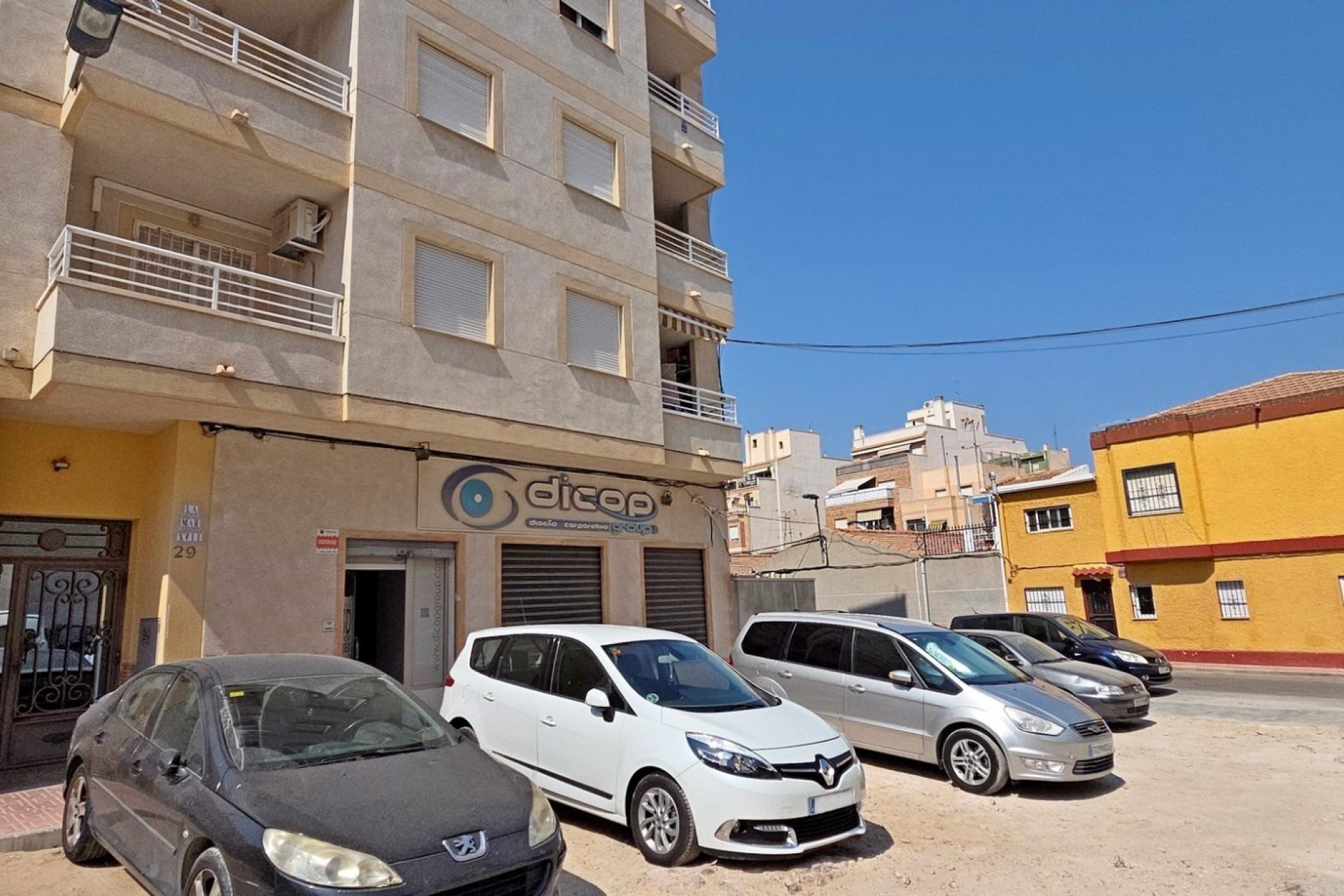 Location à long terme - Entreprise - Torrevieja - Centro ciudad