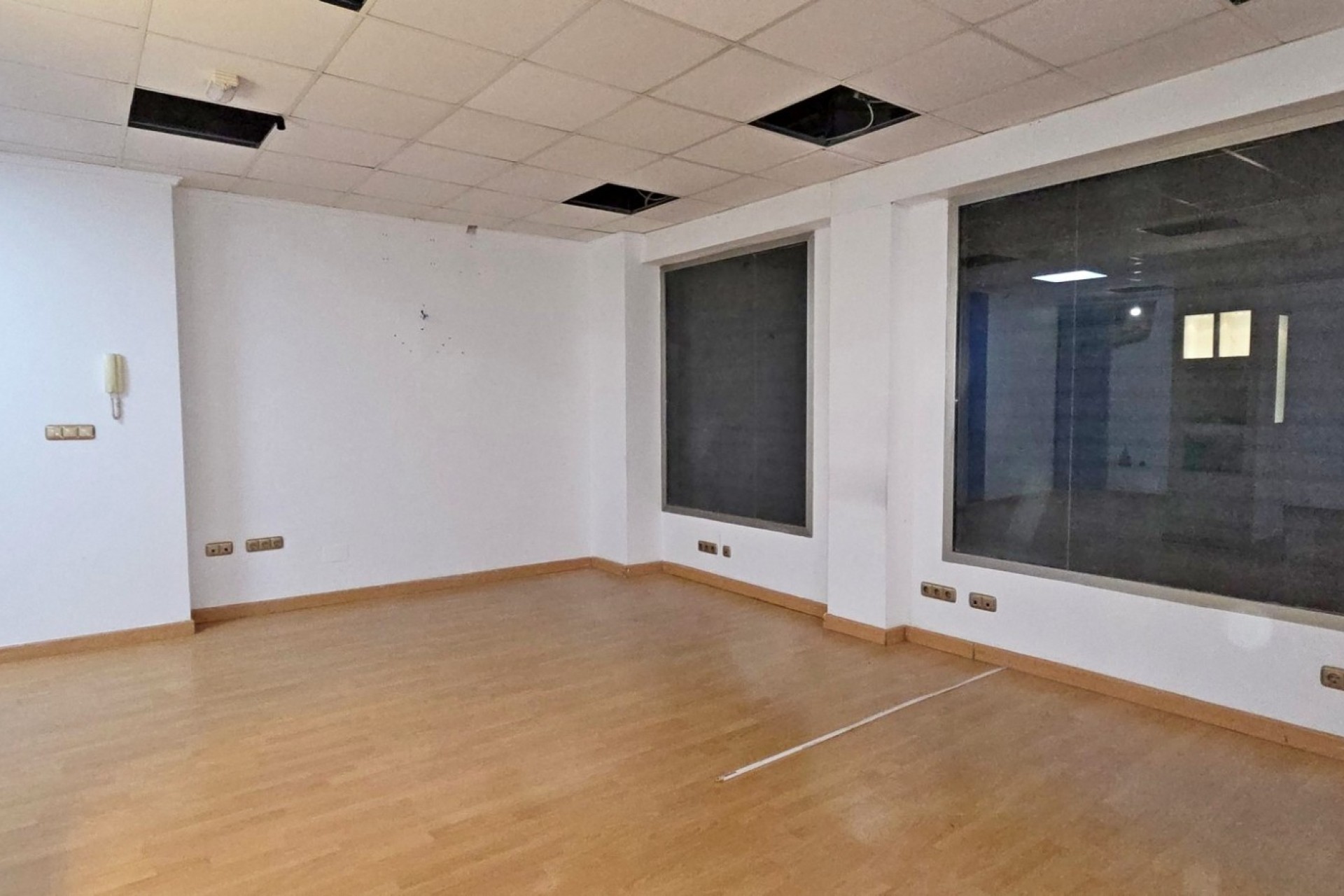 Location à long terme - Entreprise - Torrevieja - Centro ciudad