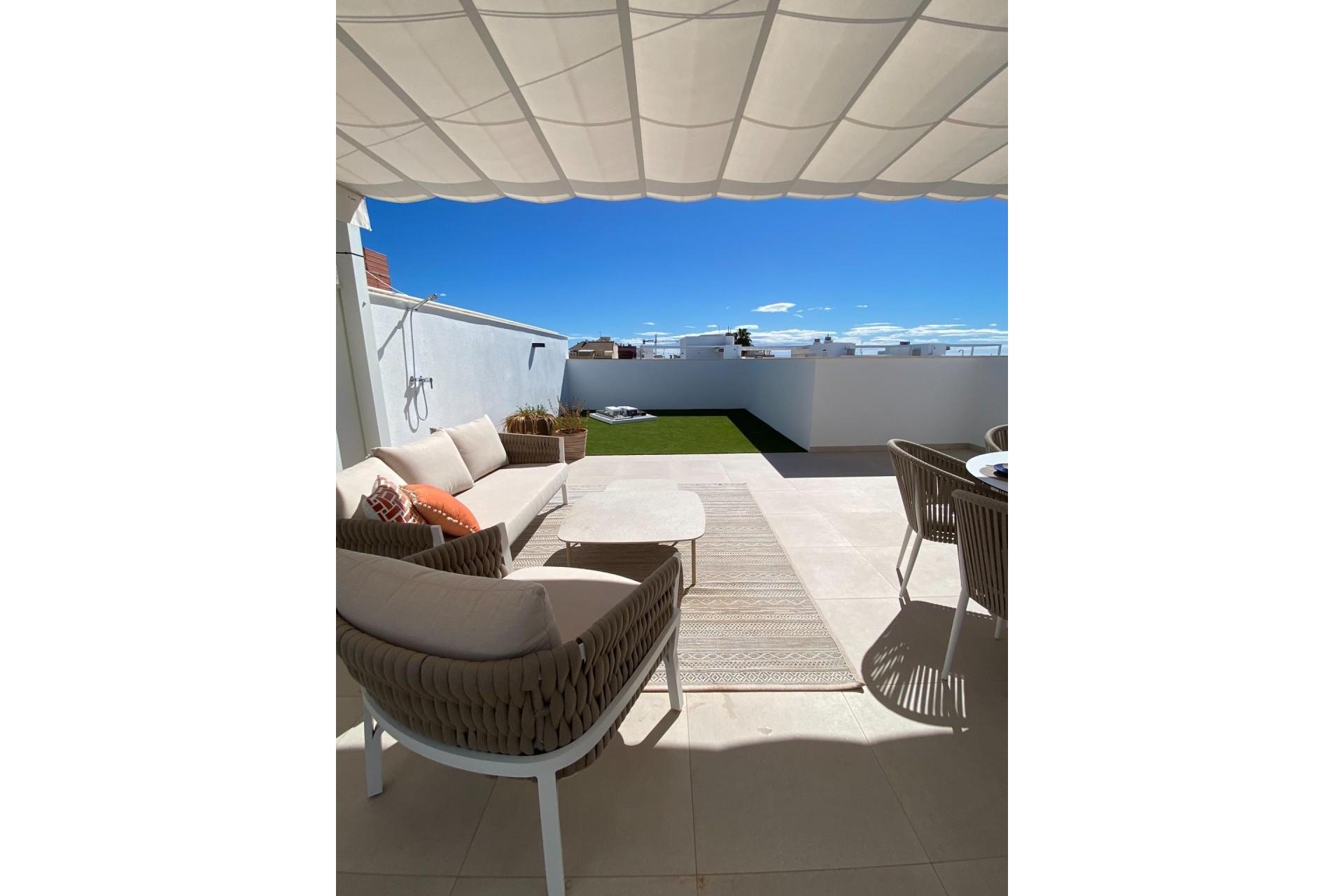 Новое здание - Бунгало - Pilar de la Horadada - pueblo