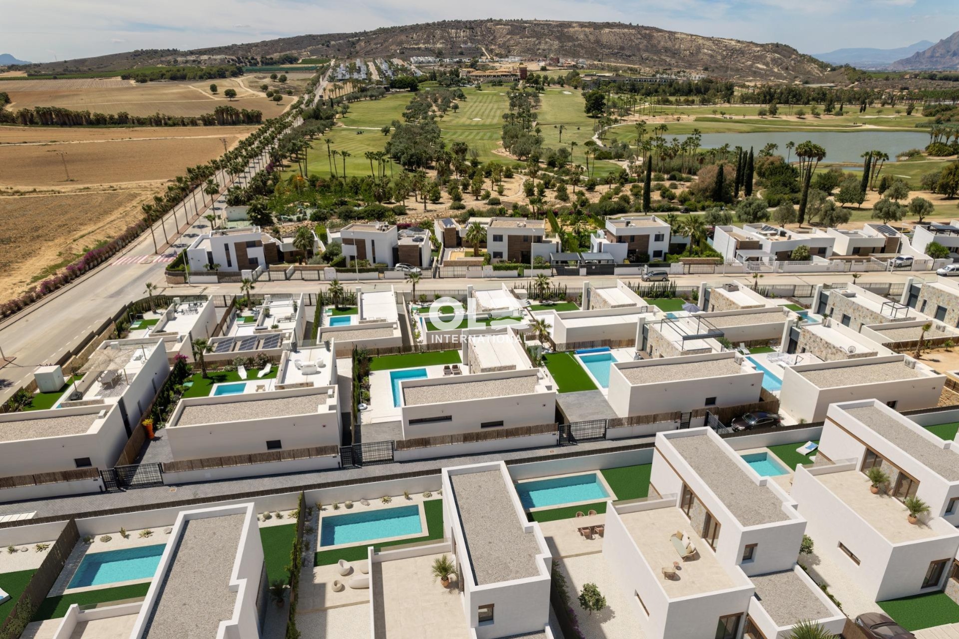 Новое здание - Villa - Algorfa - La Finca Golf