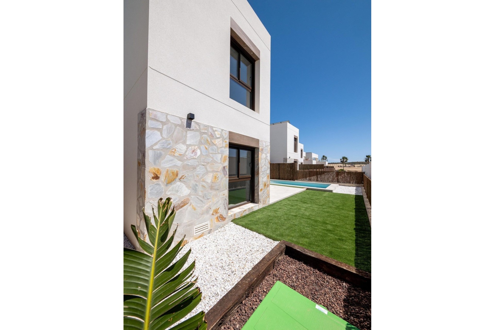 Новое здание - Villa - Algorfa - La Finca Golf