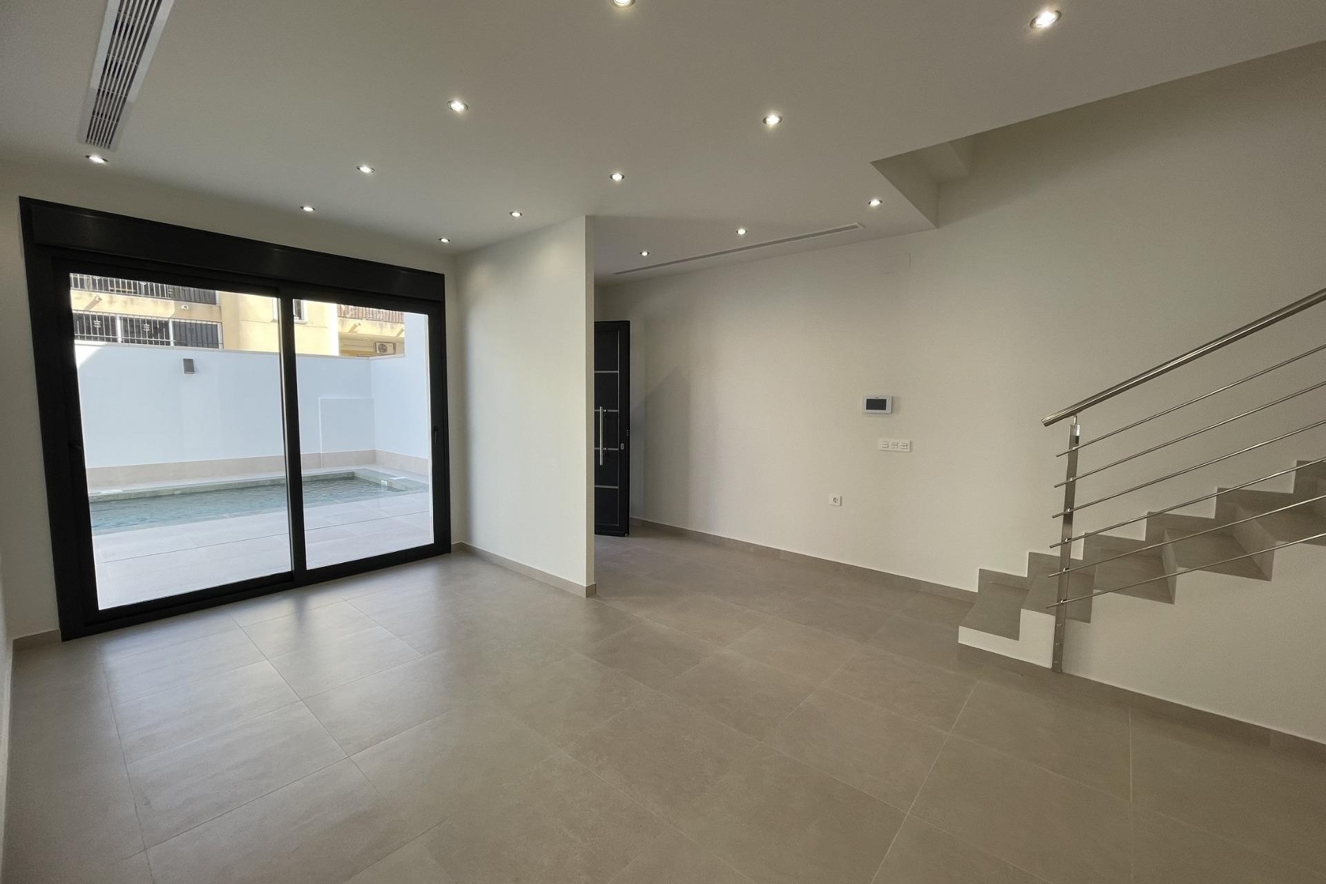 Новое здание - Villa - Almoradí - Heredades