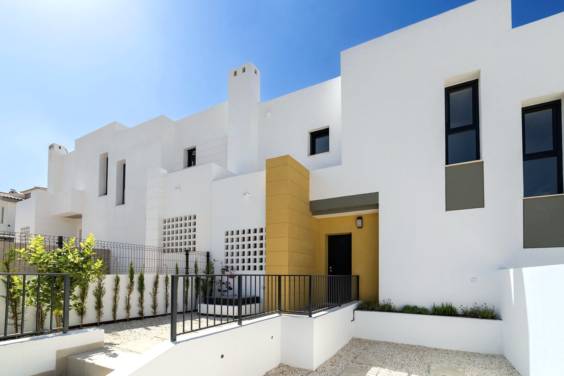 Новое здание - Villa - Busot, zona Bonalba Golf (Alicante) - Spain