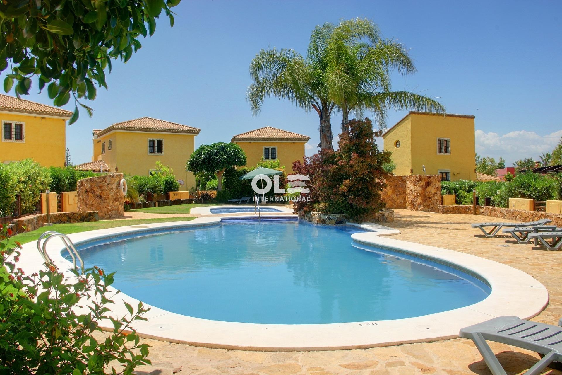 Новое здание - Villa - Cuevas Del Almanzora - Desert Springs Golf Club