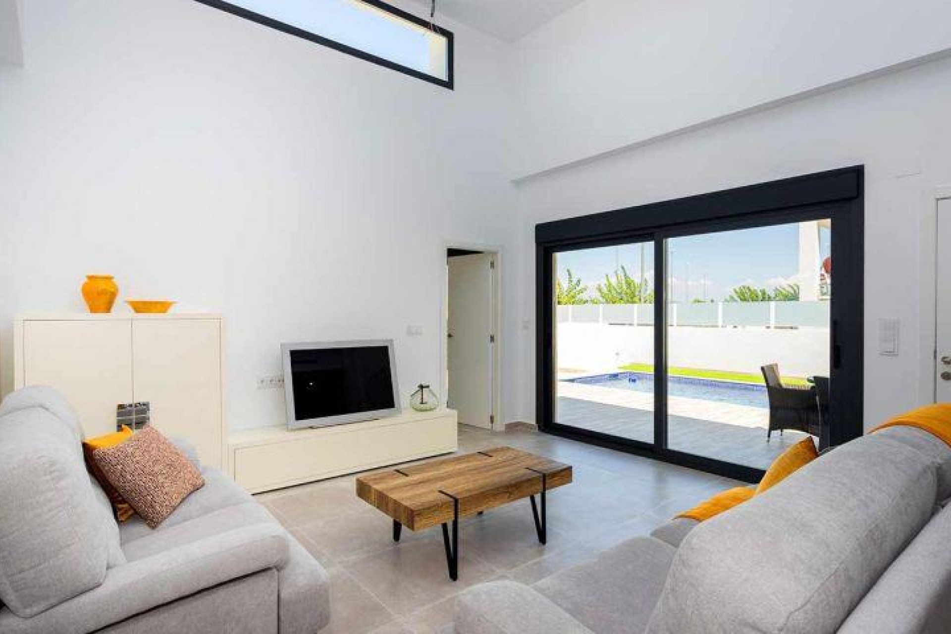Новое здание - Villa - Daya Nueva - Centro