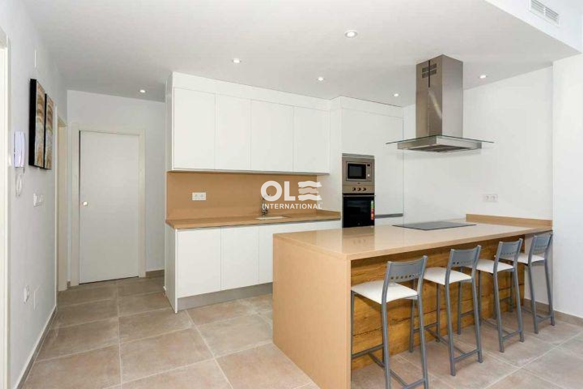 Новое здание - Villa - Daya Nueva - Centro