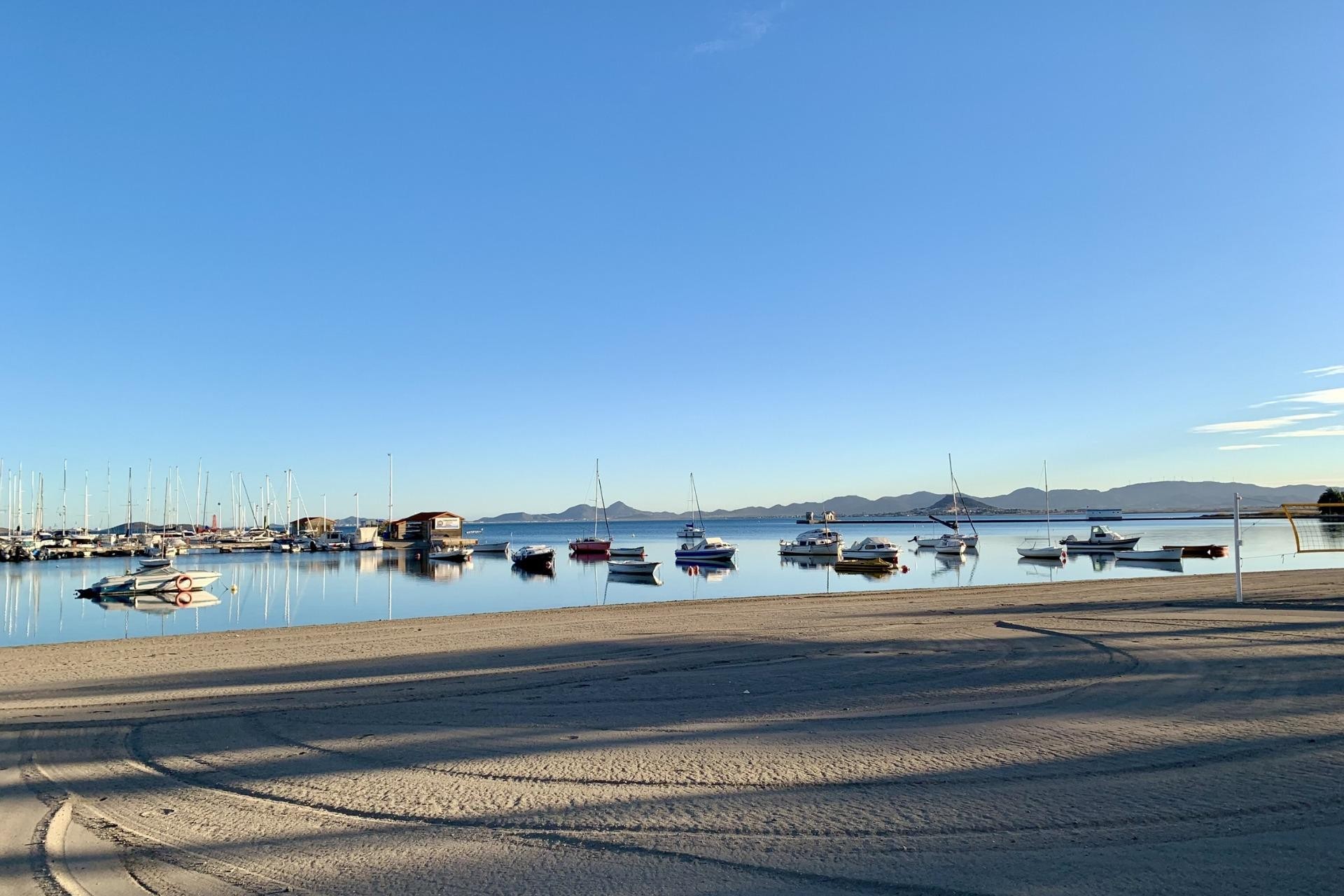 Новое здание - Villa - Los Alcazares - Playa la Atascadera