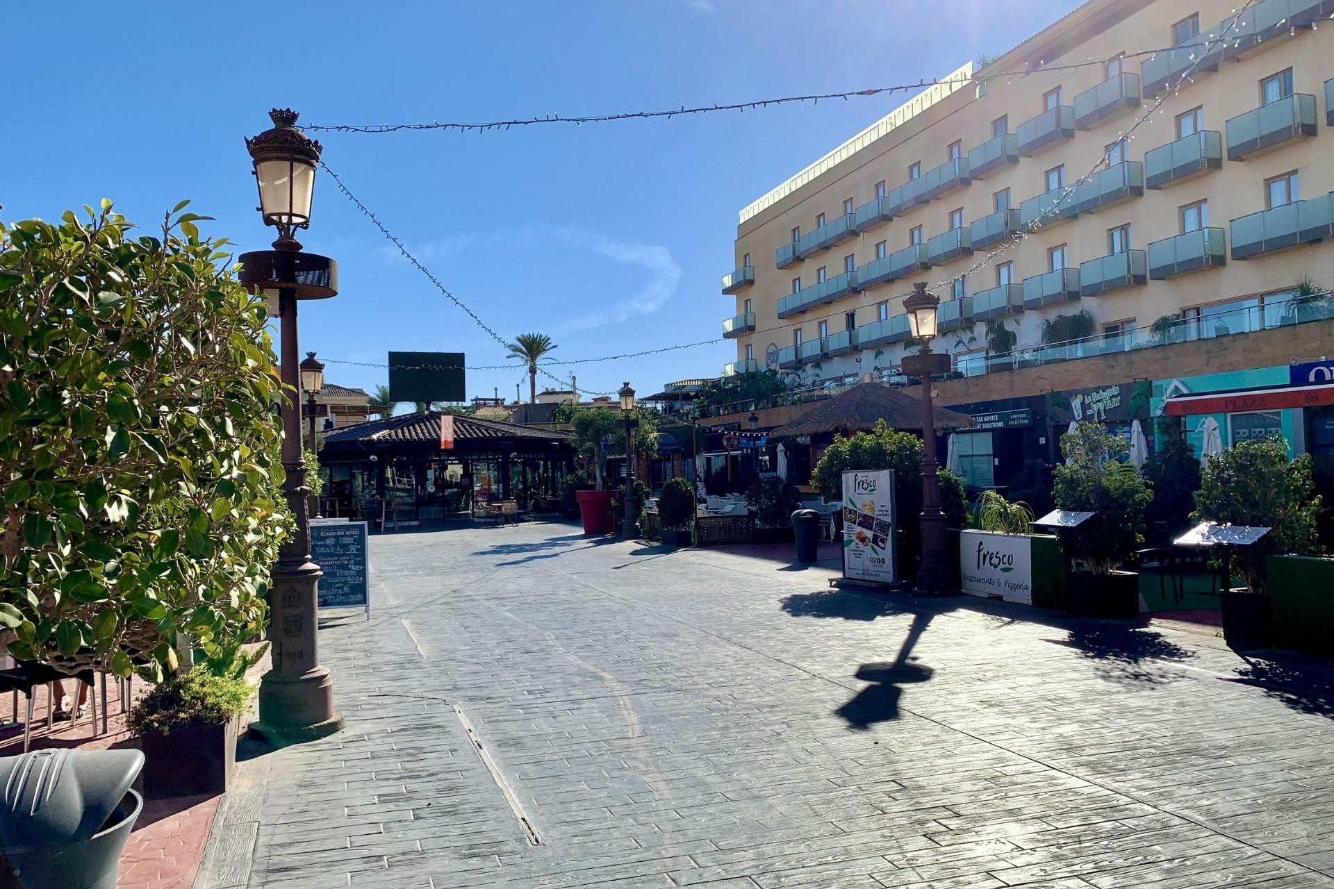 Новое здание - Villa - Los Alcazares - Playa la Atascadera