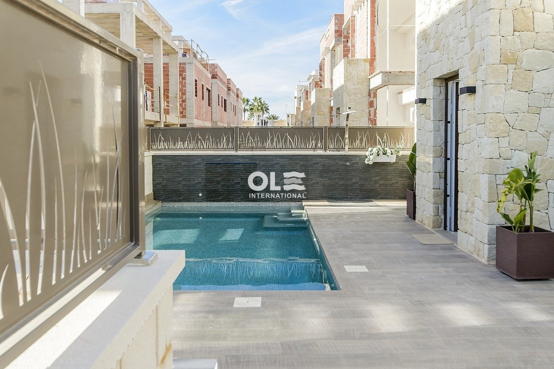 Новое здание - Villa - Los Montesinos - La Herrada