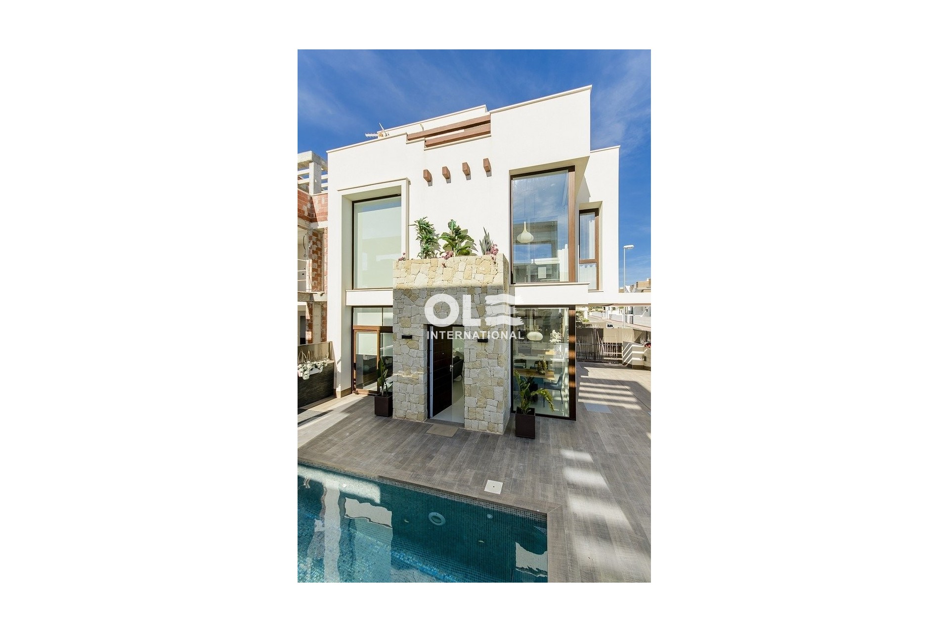 Новое здание - Villa - Los Montesinos - La Herrada