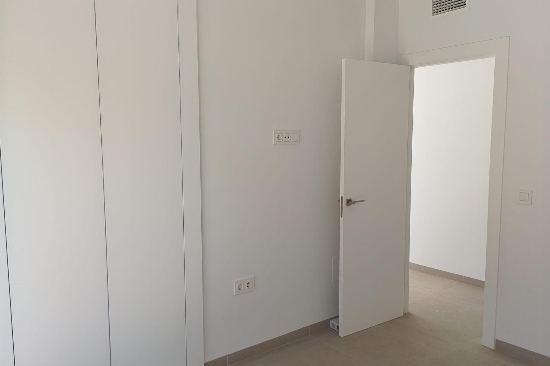 Новое здание - Villa - Pilar de la Horadada - Roda Golf