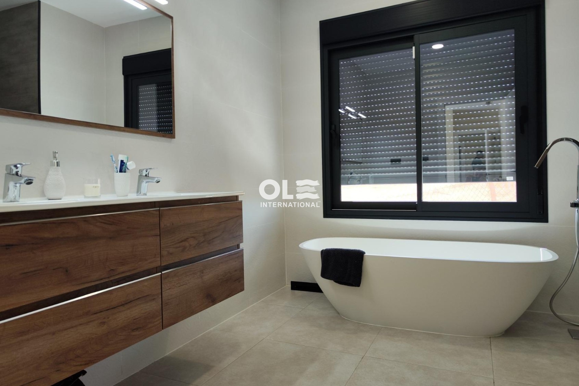 Новое здание - Villa - Pinoso - Lel
