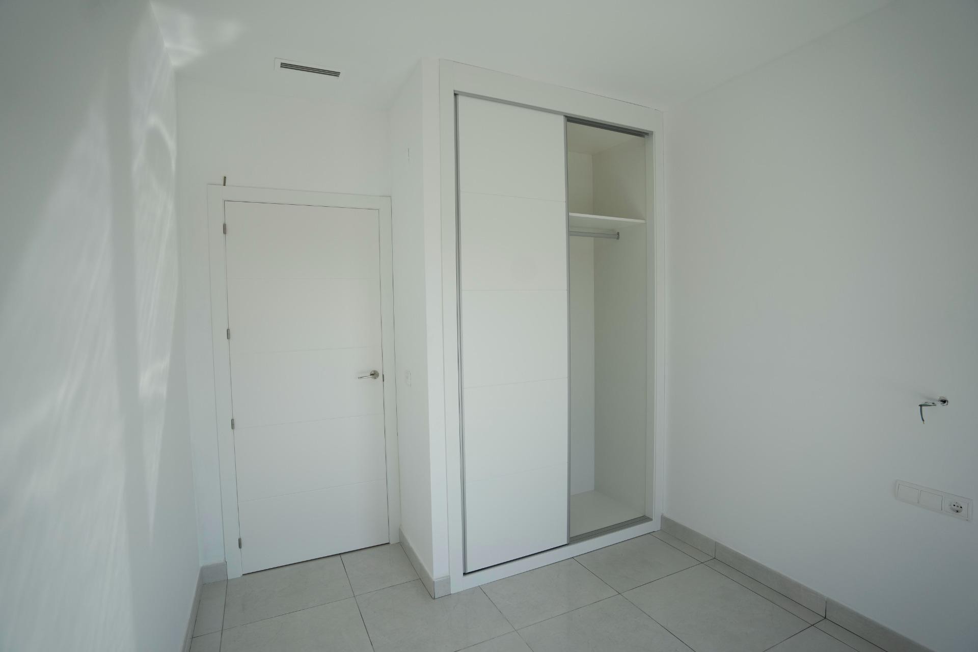 Новое здание - Villa - Polop - La Alberca
