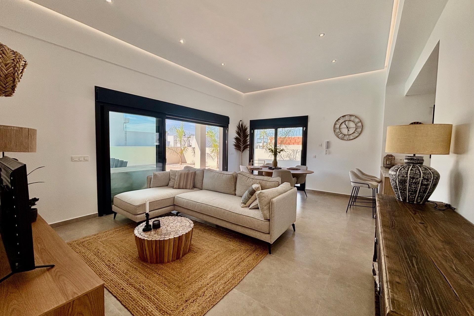 Новое здание - Villa - Rafal - polideportivo