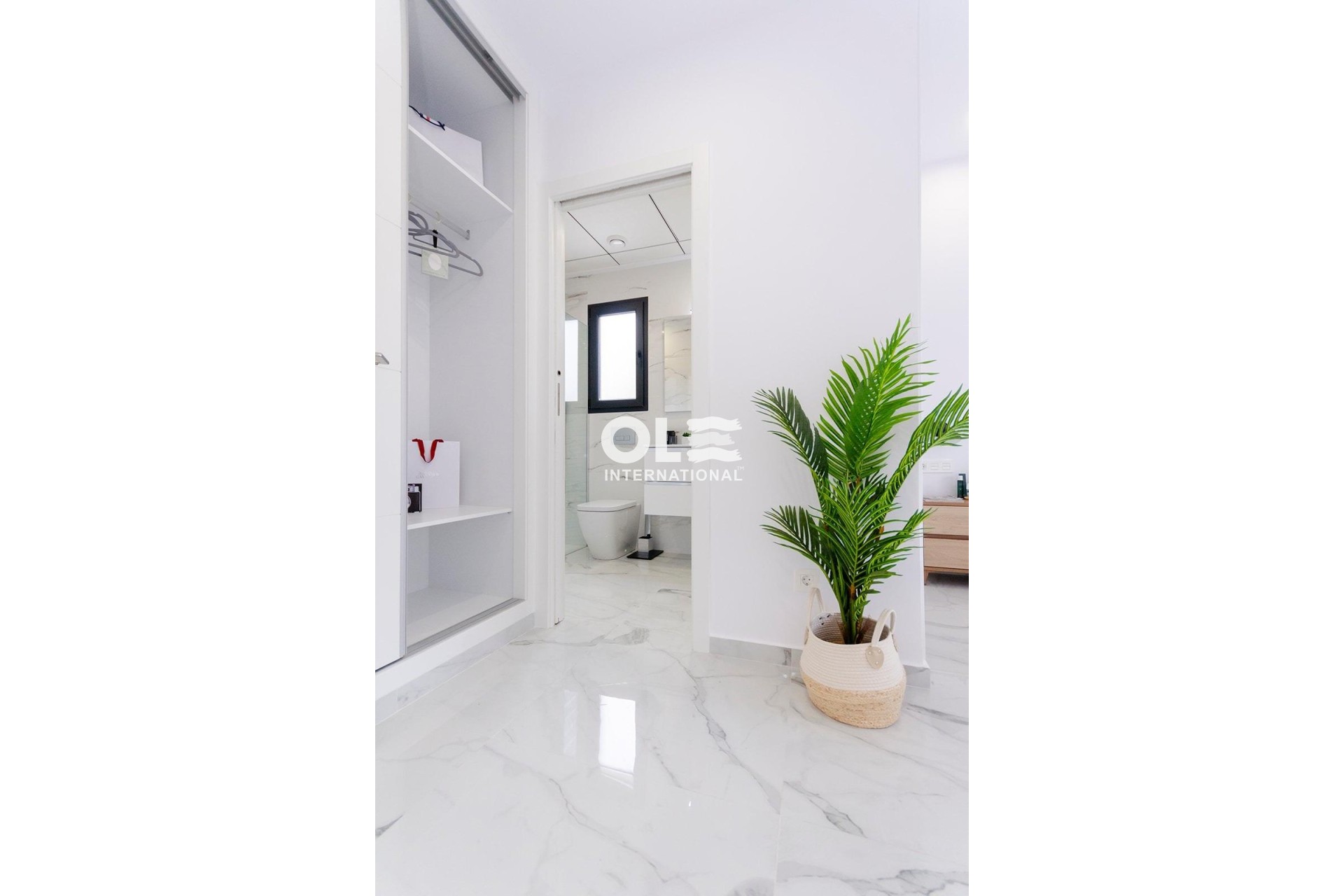 Новое здание - Villa - Torrevieja - Torretas