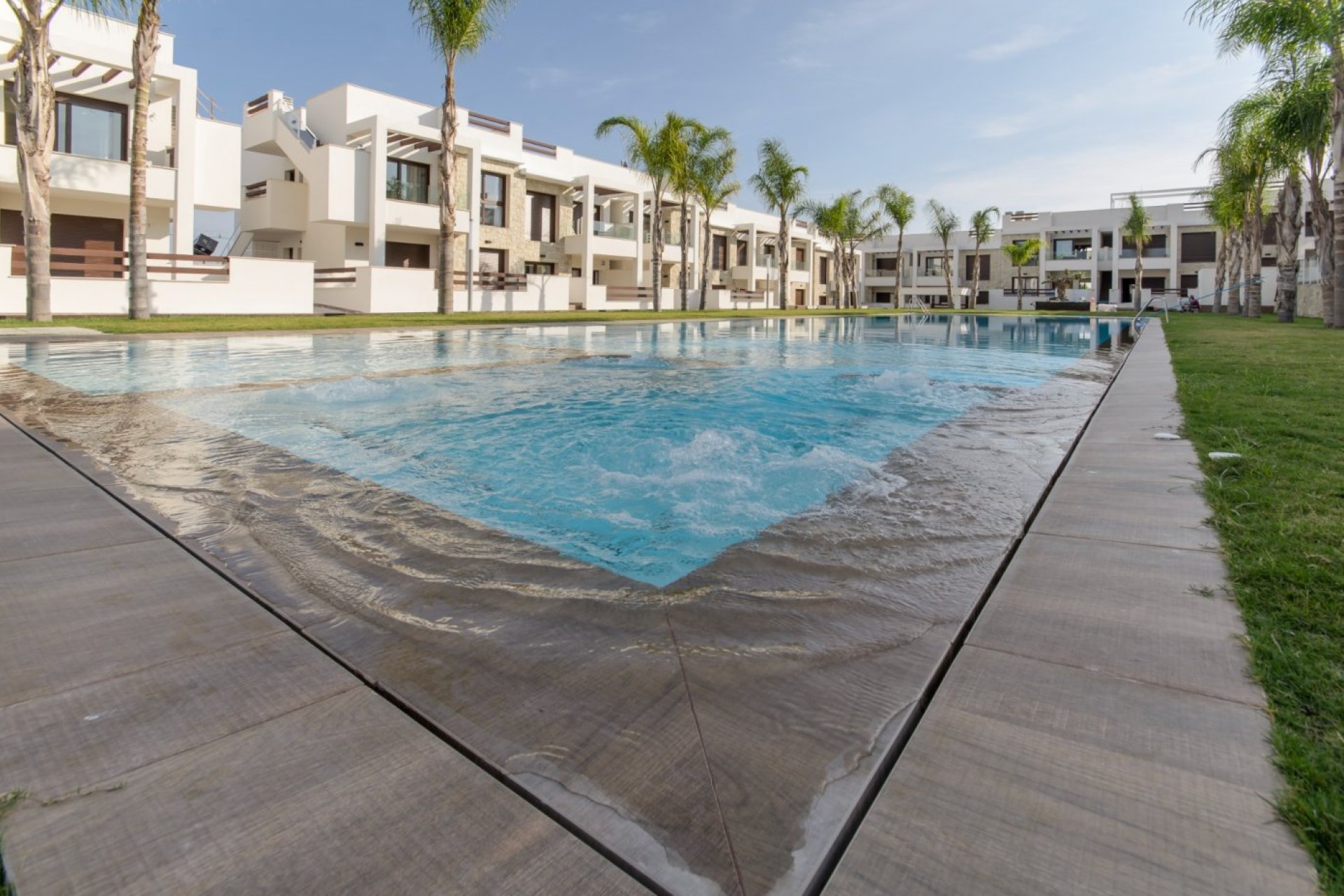 Nowy budynek - Bungalow - Torrevieja - Los Balcones