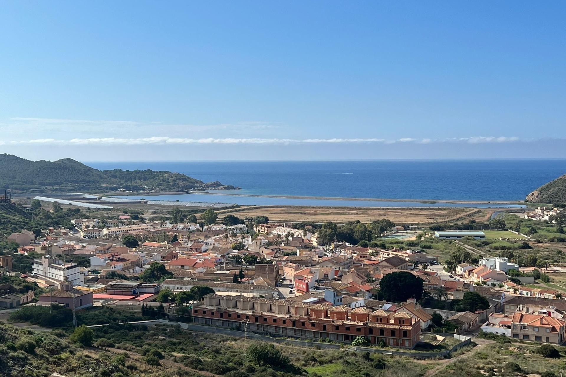 Nowy budynek - Kamienica - La Union - centro