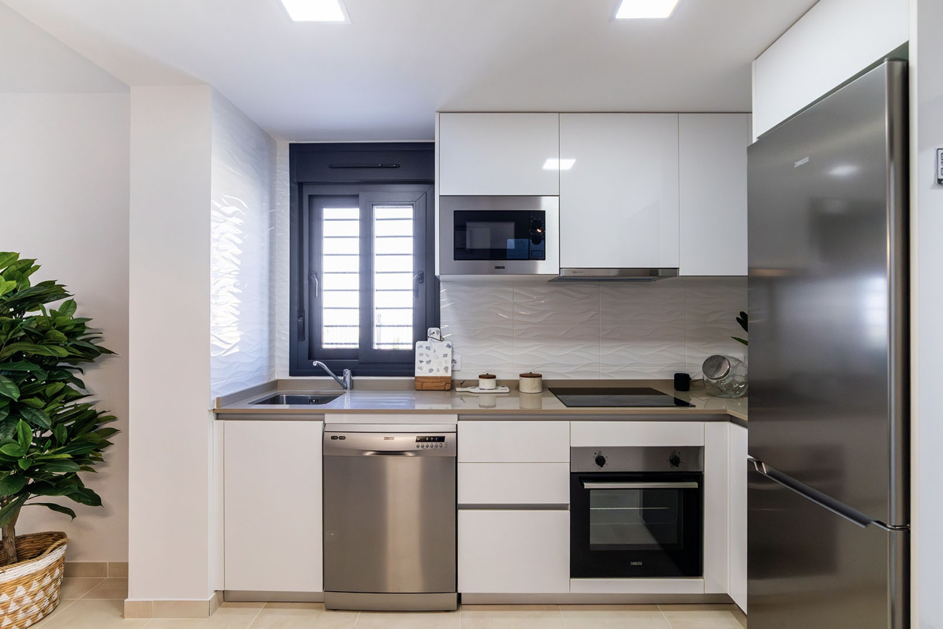 Nowy budynek - Villa - Busot, zona Bonalba Golf (Alicante) - Spain