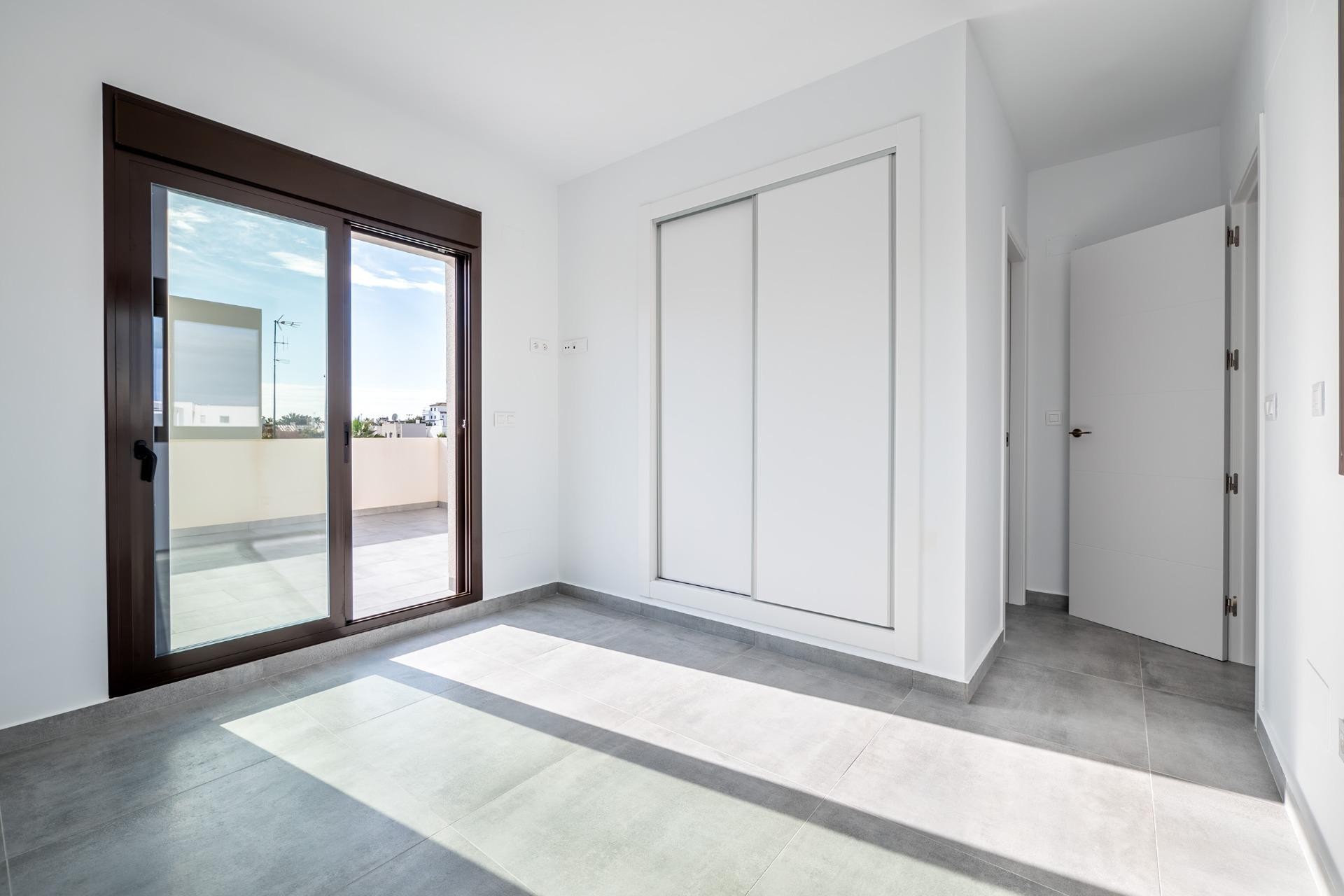 Obra nueva - Villa - Orihuela Costa - PAU 8