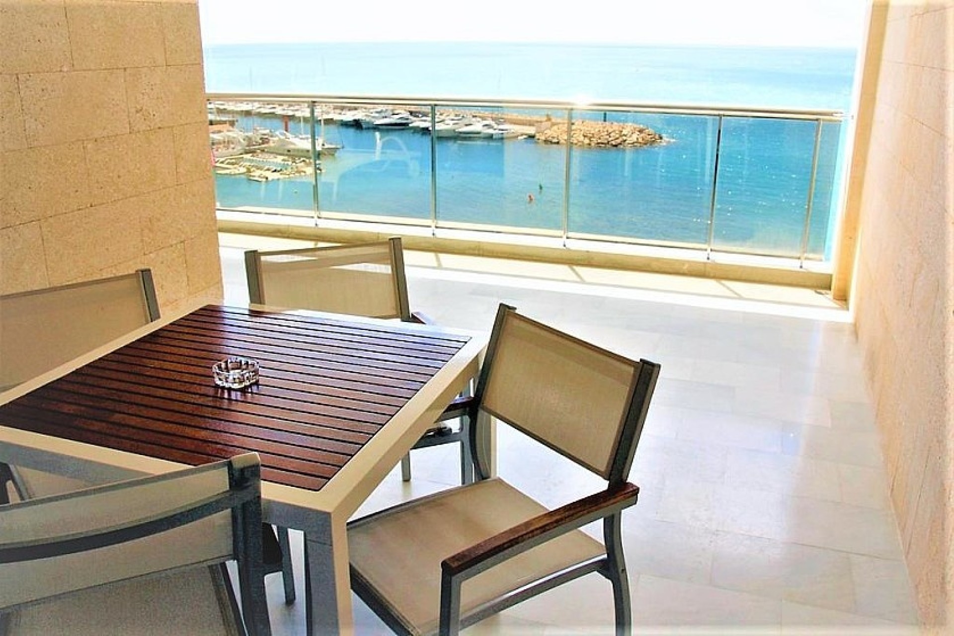 Odsprzedaż - Apartment - Altea