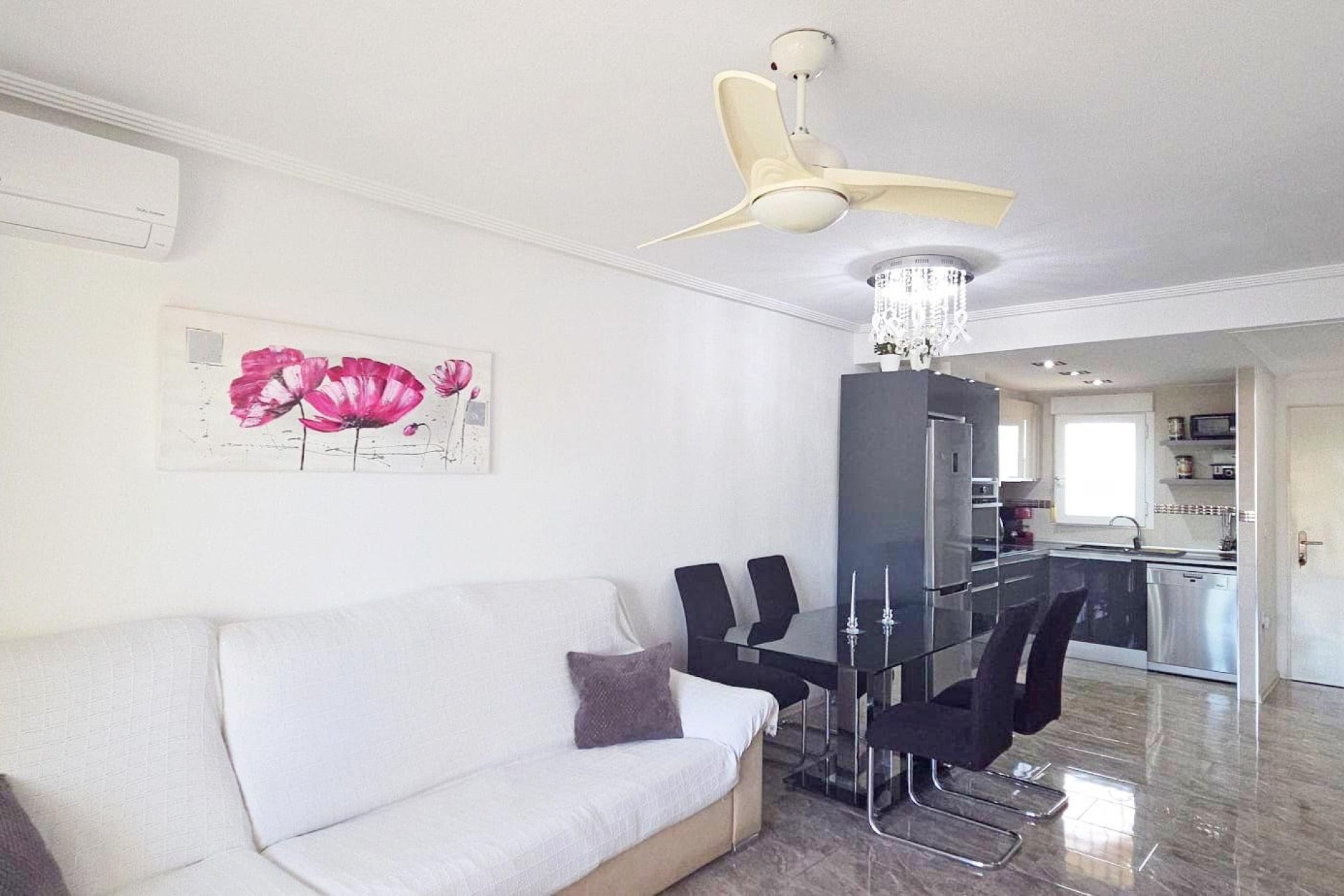 Odsprzedaż - Apartment - Orihuela Costa - La Zenia