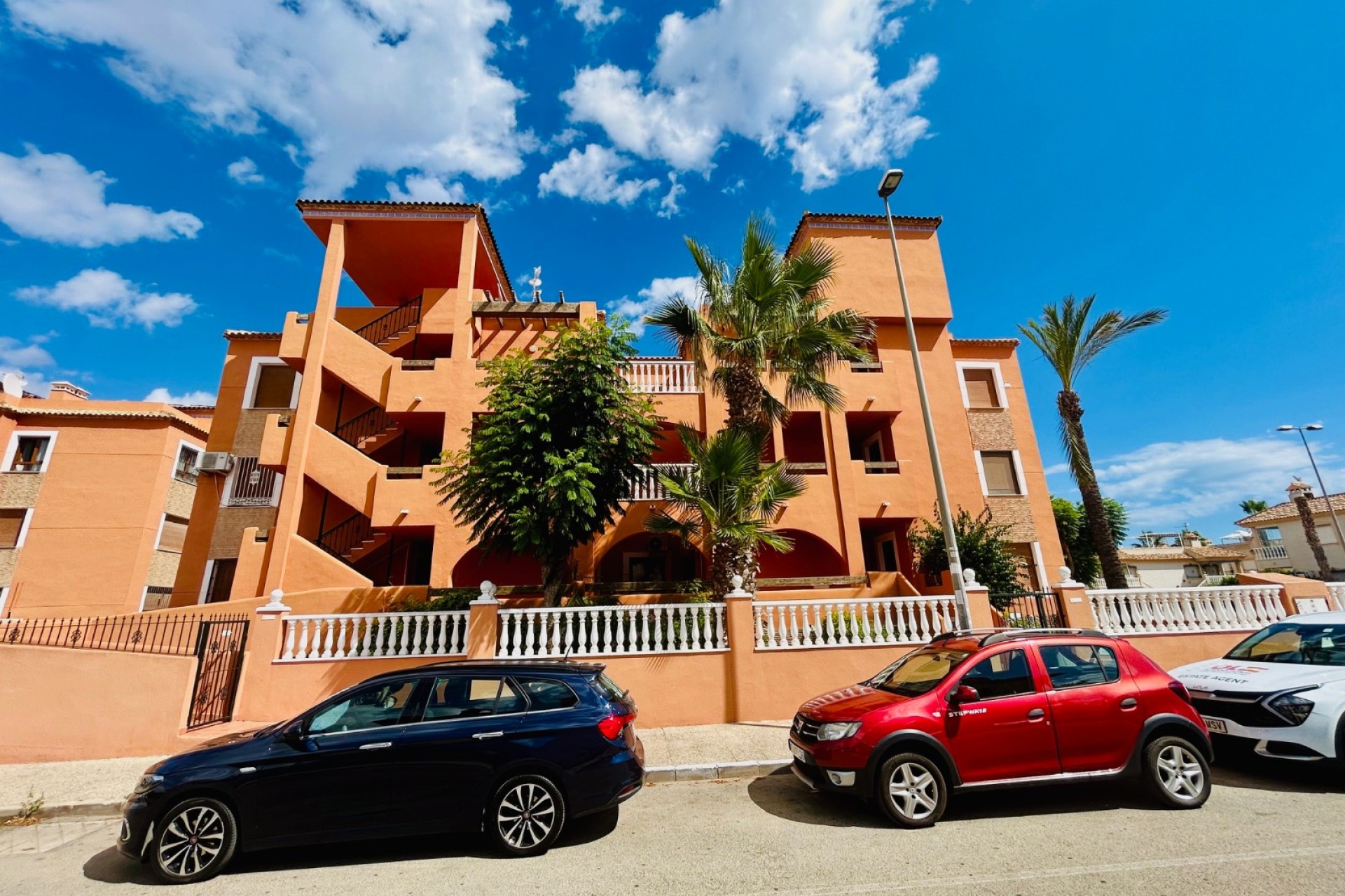 Odsprzedaż - Apartment - Orihuela Costa - PAU 8