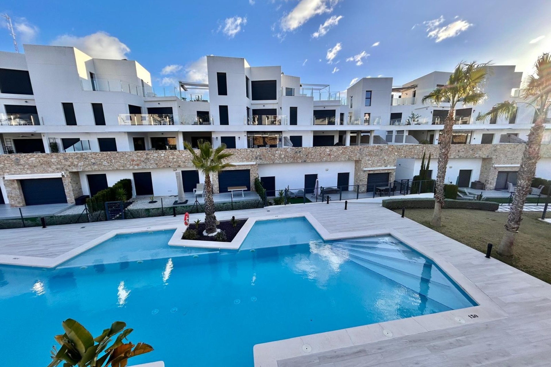 Odsprzedaż - Apartment - Orihuela Costa - Villamartin area