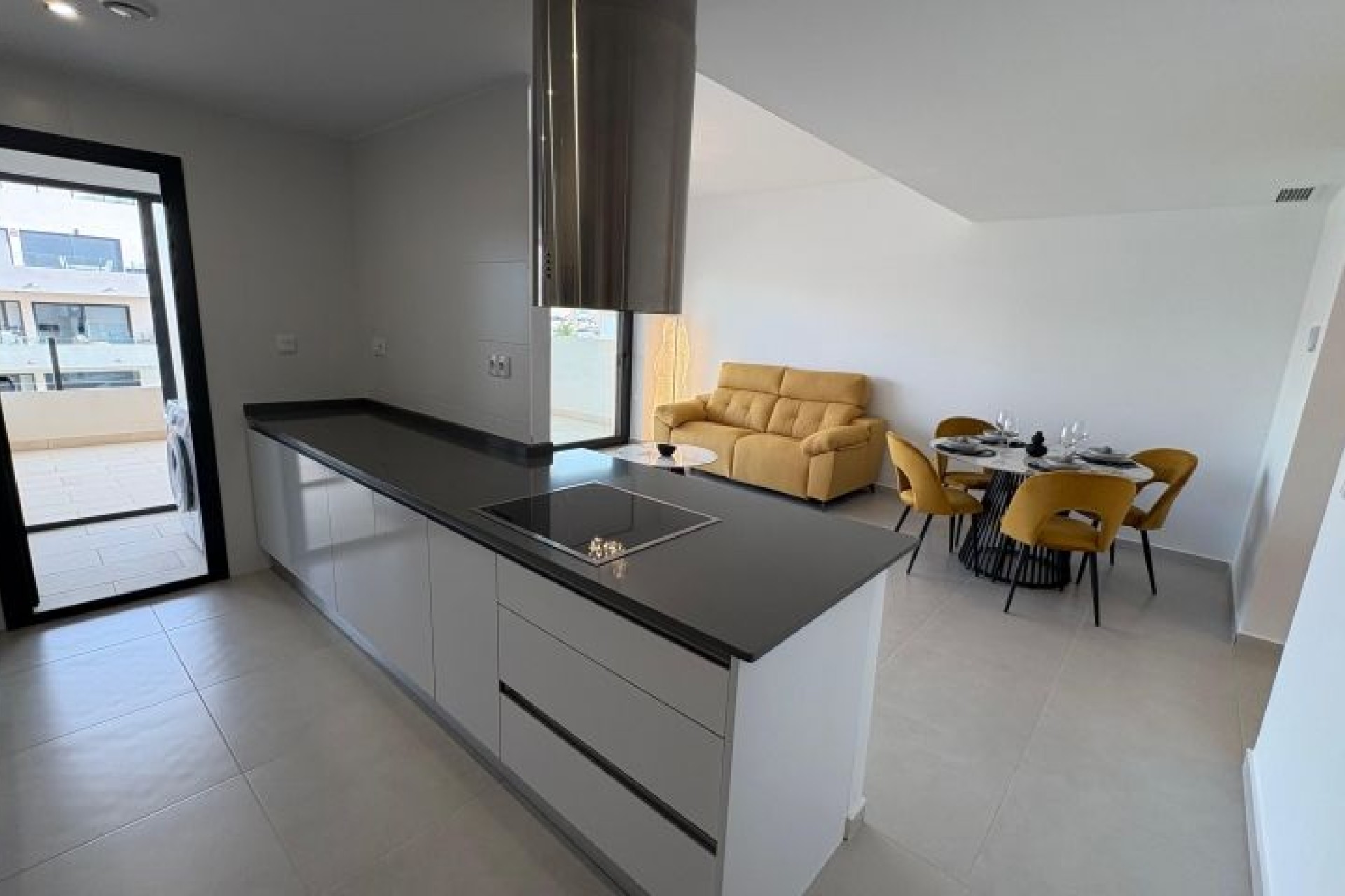 Odsprzedaż - Apartment - Orihuela Costa