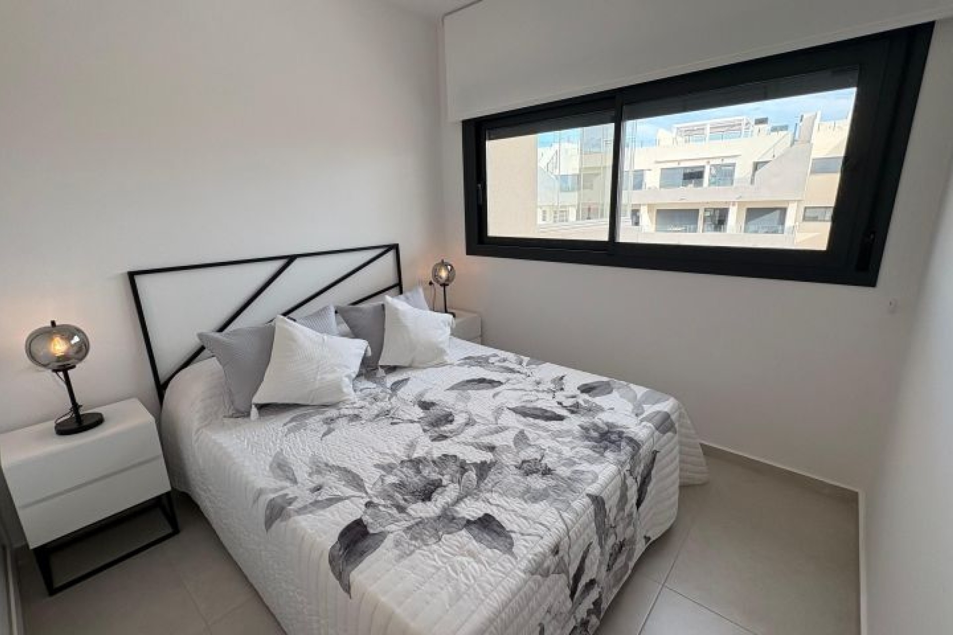Odsprzedaż - Apartment - Orihuela Costa
