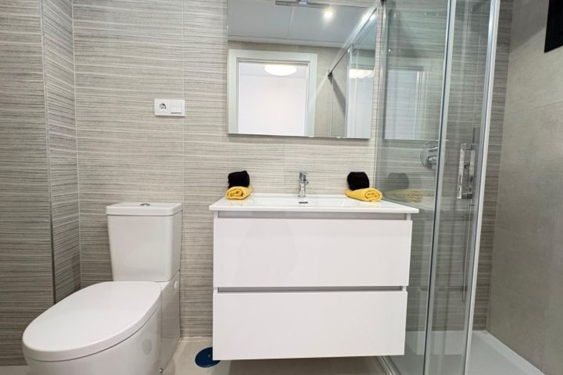 Odsprzedaż - Apartment - Orihuela Costa