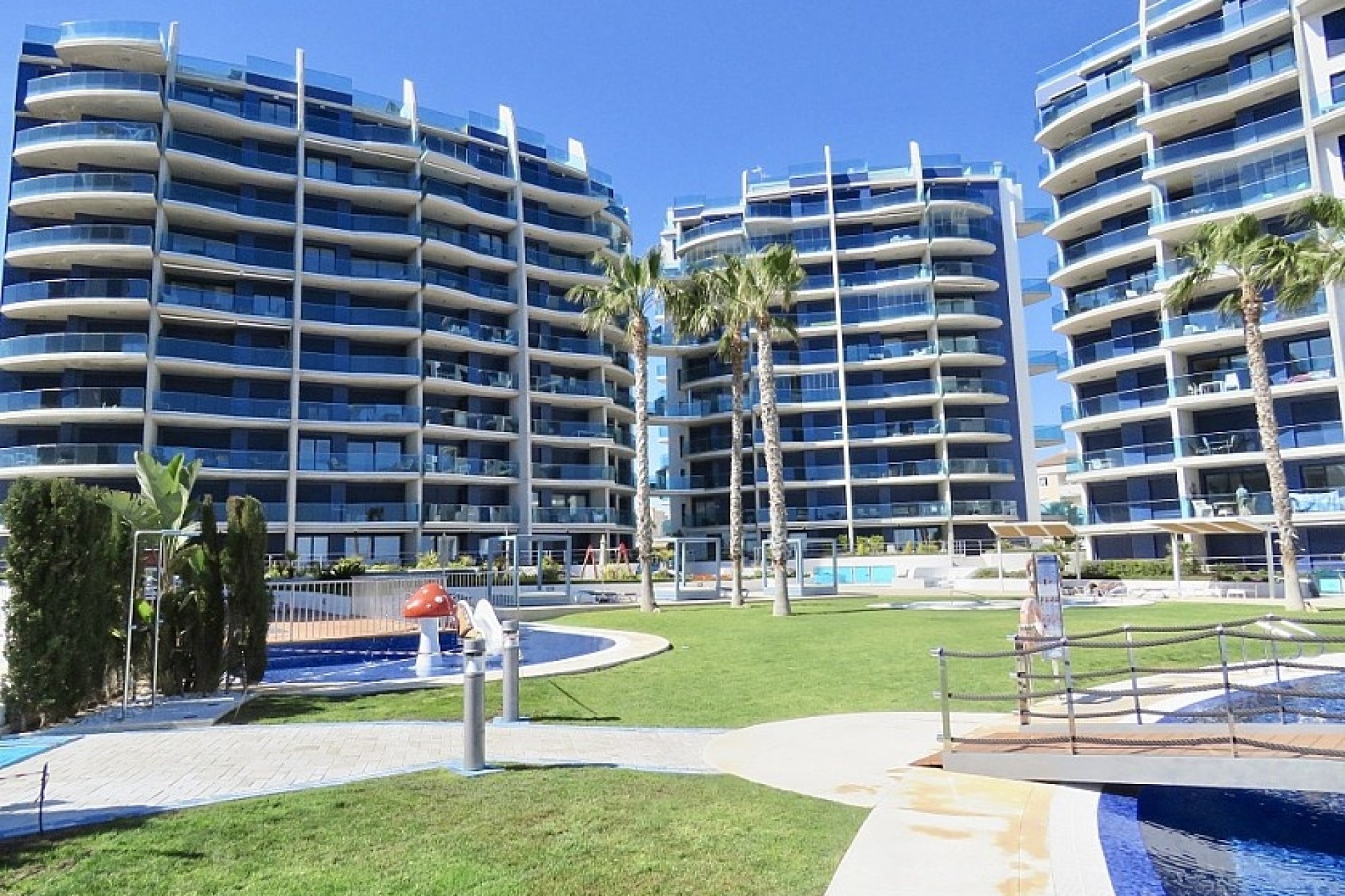 Odsprzedaż - Apartment - Punta Prima